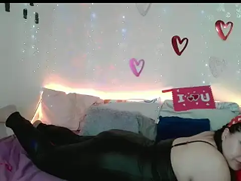 celestehot707rs online show from February 24, 2025, 9:20 pm