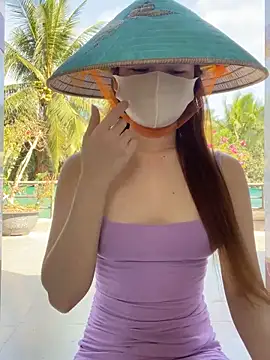 BabyThree  online show from March 10, 2026, 8:19 am