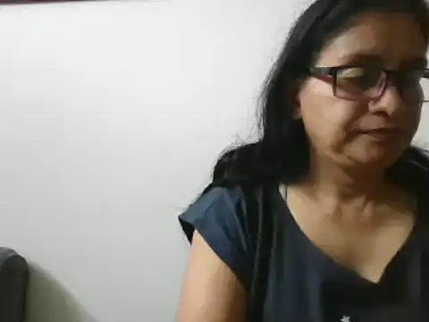 Snapshot of titssmall123 chatting on March 21, 2025, 4:40 pm titssmall123 online show from March 21, 2025, 4:40 pm