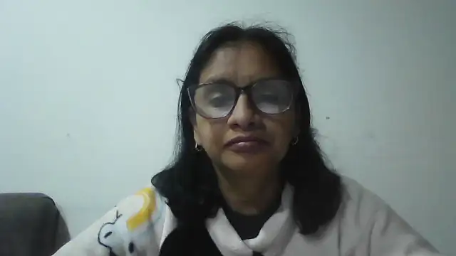 titssmall123 online show from February 25, 2026, 7:18 am