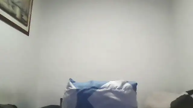 titssmall123 online show from May 8, 2026, 3:12 am