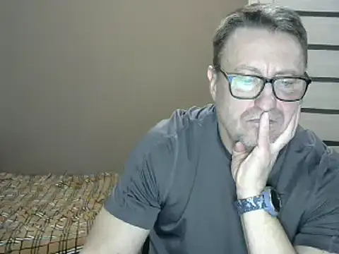 HarrySnake online show from December 18, 2024, 5:21 pm