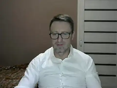 HarrySnake online show from December 23, 2024, 5:43 pm