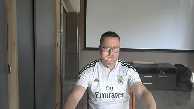 HarrySnake online show from September 16, 2025, 11:00 am