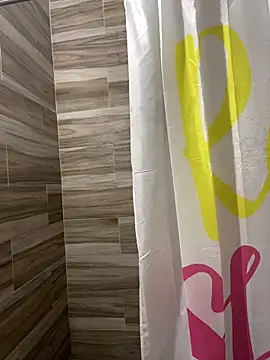 ladycreamypr2 online show from February 17, 2026, 9:54 pm