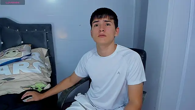 Jacobb Lee online show from December 2, 2025, 8:48 pm