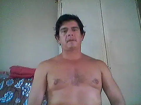 Snapshot of Marobronco chatting on May 15, 2026, 2:02 pm Marobronco online show from May 15, 2026, 2:02 pm