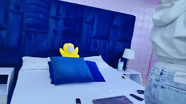 Sara Desire online show from February 5, 2026, 11:37 am