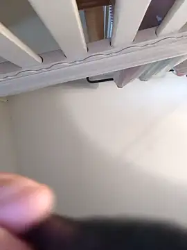 scottyir1585 online show from April 26, 2026, 11:19 am