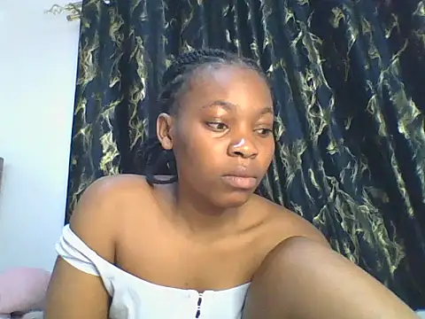 Snapshot of _Becky002 chatting on September 15, 2025, 10:04 am Becky002 online show from September 15, 2025, 10:04 am