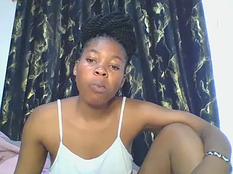 Snapshot of _Becky002 chatting on October 13, 2025, 8:36 am Becky002 online show from October 13, 2025, 8:36 am