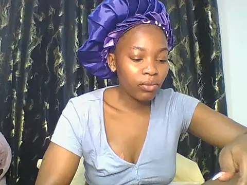 Snapshot of _Becky002 chatting on March 31, 2026, 11:32 am Becky002 online show from March 31, 2026, 11:32 am