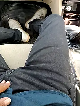 Snapshot of RockyNonStop chatting on February 16, 2025, 5:15 am RockyNonStop online show from February 16, 2025, 5:15 am