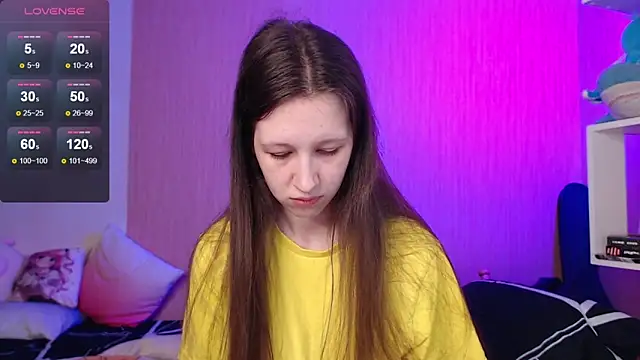 ur kitty   online show from September 22, 2025, 1:35 pm