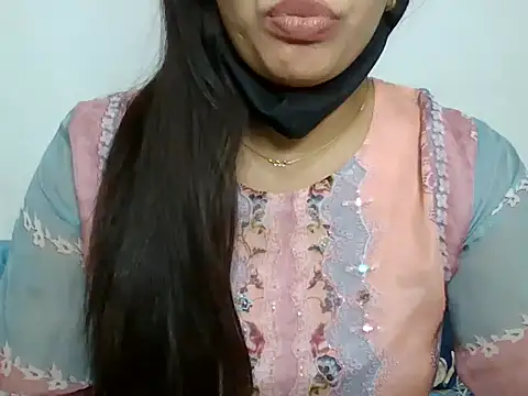 sparkling queen online show from December 11, 2024, 4:20 pm