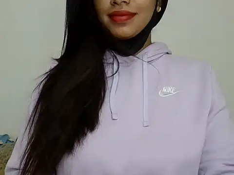 sparkling queen online show from December 12, 2024, 3:32 am