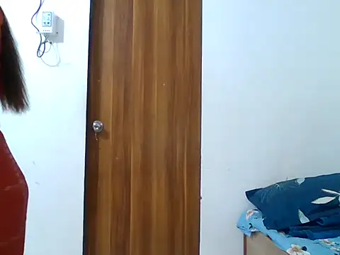 sparkling queen online show from March 6, 2025, 5:24 am