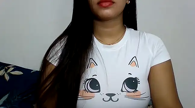 sparkling queen online show from March 23, 2025, 2:04 am