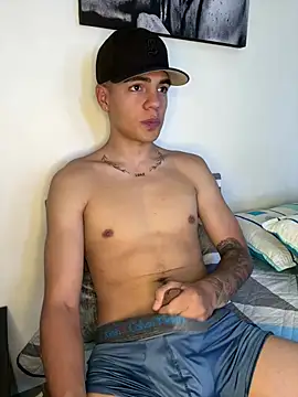 Snapshot of santiago_sosa24 chatting on June 11, 2026, 4:27 pm santiago sosa24 online show from June 11, 2026, 4:27 pm