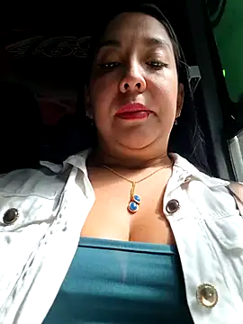 Snapshot of Bella_keny chatting on June 19, 2026, 2:54 pm Bella keny online show from June 19, 2026, 2:54 pm