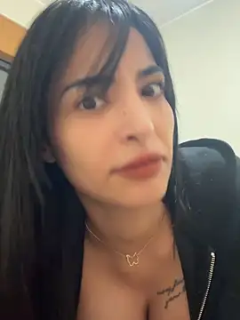 666THE AraB  LaTiinaz online show from November 11, 2025, 9:48 pm