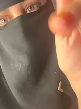 Snapshot of Jumanaa chatting on February 24, 2026, 11:03 pm Jumanaa online show from February 24, 2026, 11:03 pm