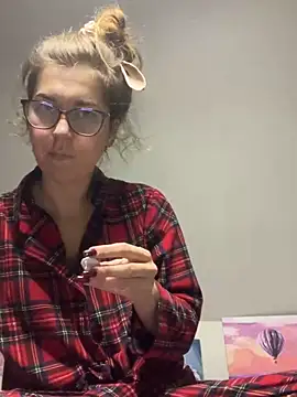 ur pleasure  online show from December 7, 2024, 7:43 pm