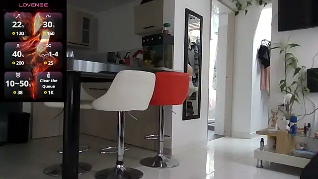 saramartinez1000 online show from February 15, 2025, 10:10 pm