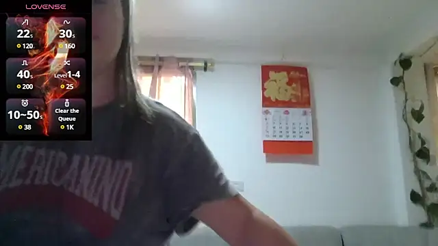 saramartinez1000 online show from February 19, 2025, 2:44 pm