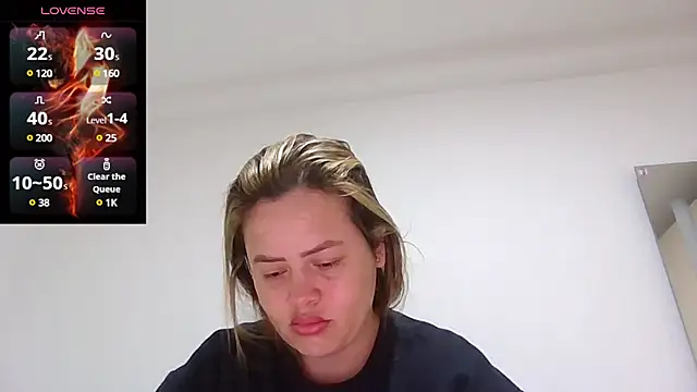 saramartinez1000 online show from March 6, 2025, 2:51 pm