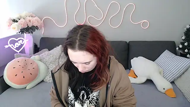 Mini Diva online show from February 22, 2026, 9:08 am