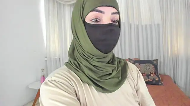 Uzra hayed online show from April 20, 2026, 1:58 pm