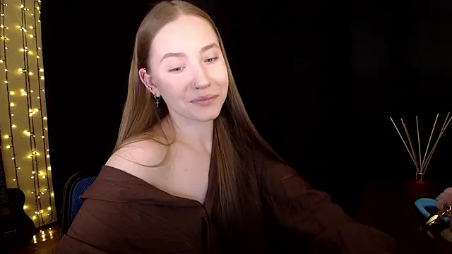 SindiWatsoon online show from March 25, 2026, 4:13 pm