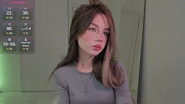 KellyBarton online show from October 4, 2025, 10:08 pm