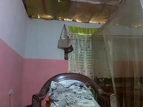 Bigras0011 online show from October 3, 2025, 11:29 am