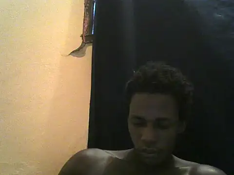 Bigras0011 online show from June 1, 2026, 1:13 pm