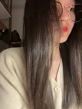 Krixxi22 online show from February 5, 2026, 7:07 pm