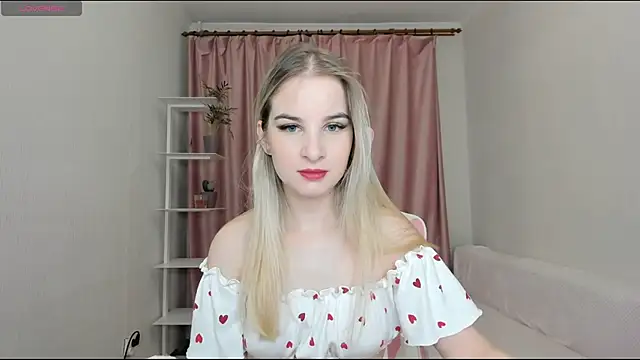 Snapshot of MiraSpaceGirl chatting on December 12, 2024, 7:15 pm MiraSpaceGirl online show from December 12, 2024, 7:15 pm