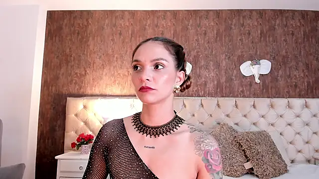 Snapshot of MeganLorensx chatting on May 26, 2026, 10:39 pm MeganLorensx online show from May 26, 2026, 10:39 pm