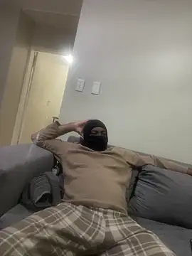 jaytee198610 online show from April 7, 2026, 5:46 pm