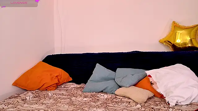 Snapshot of Lisa_sweetheels chatting on January 19, 2025, 7:46 am Lisa sweetheels online show from January 19, 2025, 7:46 am