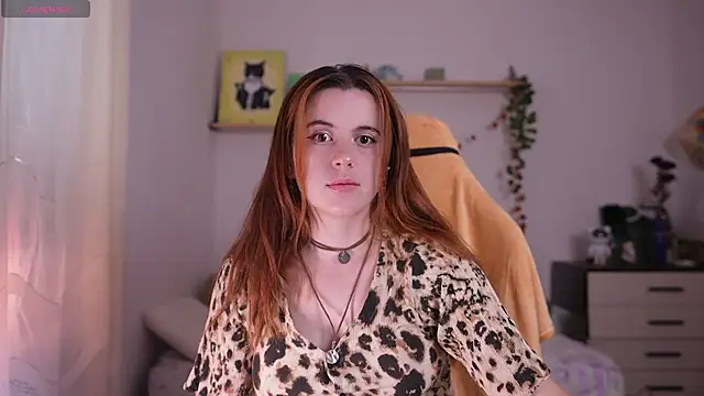 Snapshot of Lisa_sweetheels chatting on July 14, 2026, 2:01 pm Lisa sweetheels online show from July 14, 2026, 2:01 pm