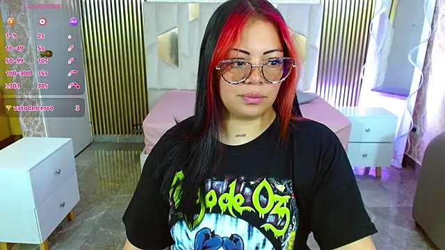 martinna tay online show from November 6, 2025, 3:07 am