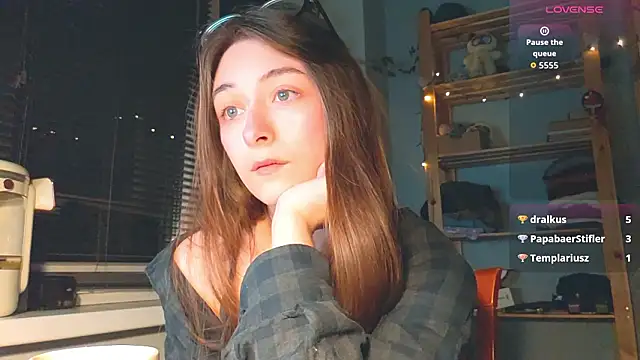 monlight  dana online show from March 28, 2026, 6:40 pm