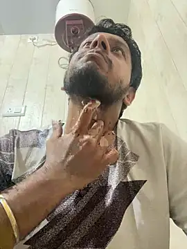 indianhotche online show from October 9, 2025, 7:01 pm