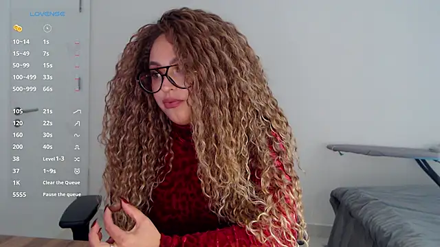  Just a queen 3 online show from March 5, 2026, 2:46 pm