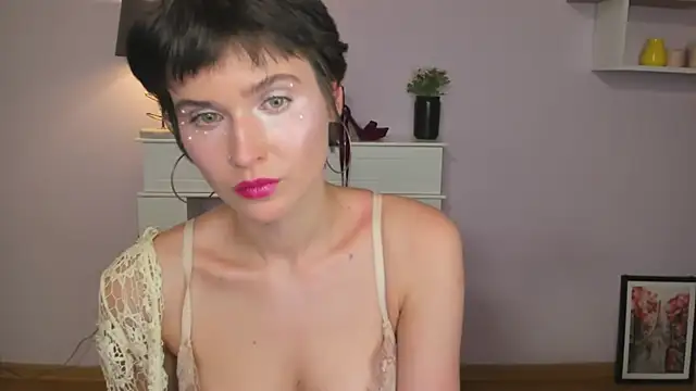 sarah perfect online show from June 23, 2026, 1:53 pm