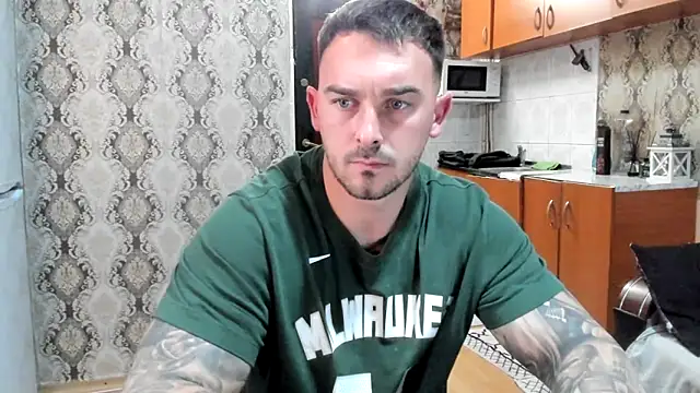 Jonmusclemaster online show from November 4, 2025, 9:36 pm