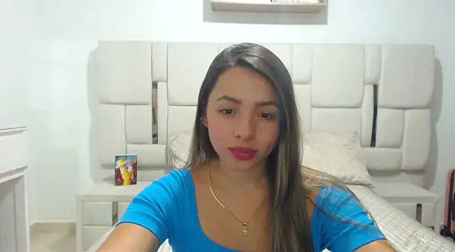Snapshot of Ammyvelez chatting on February 20, 2025, 7:52 pm Ammyvelez online show from February 20, 2025, 7:52 pm