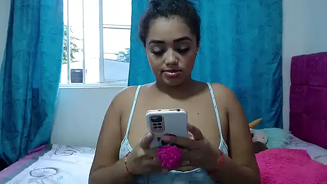 kiara milf  online show from January 3, 2025, 9:26 pm